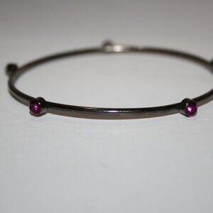 Beautiful gunmetal and purple rhinestone bangle bracelet 7"